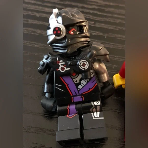 Lego "Ninjago” Minifigures (Mini Figures) Set - Picture 6 of 12